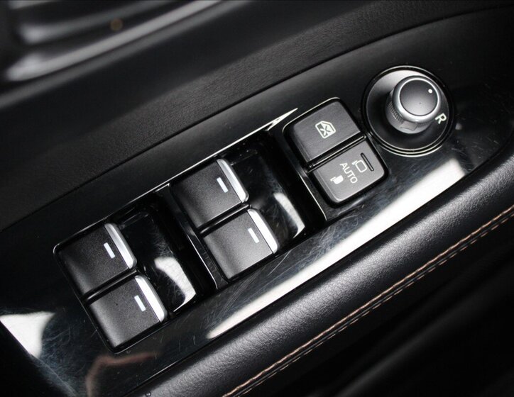 Mazda CX-5 SUV / Terénní 2,5 l 143 kw