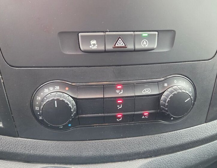 Mercedes-Benz Vito Skříň 2,0 l 120 kw