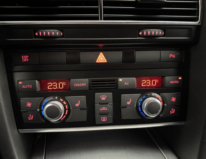 Audi A6 Sedan / Limuzína 2,7 l 140 kw