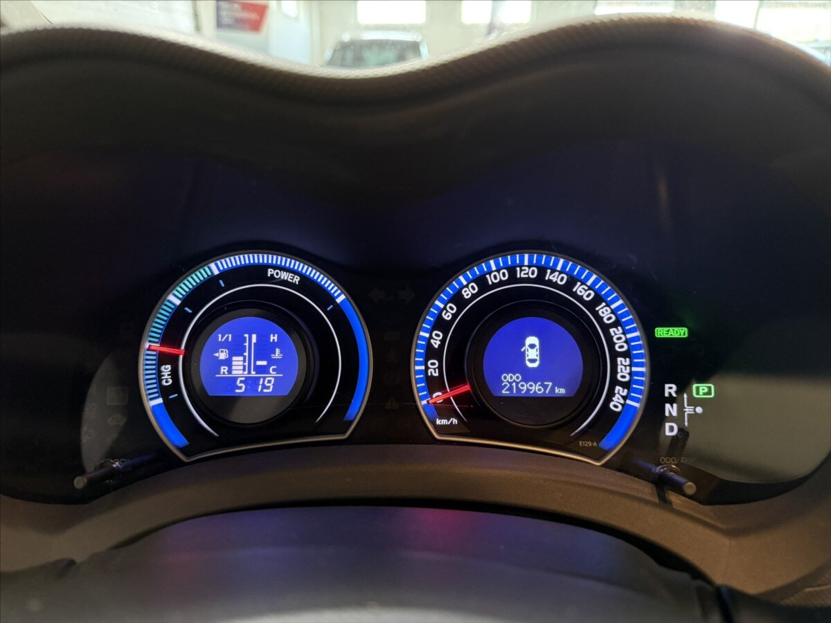 Toyota Auris Hatchback 1,8 l 73 kw