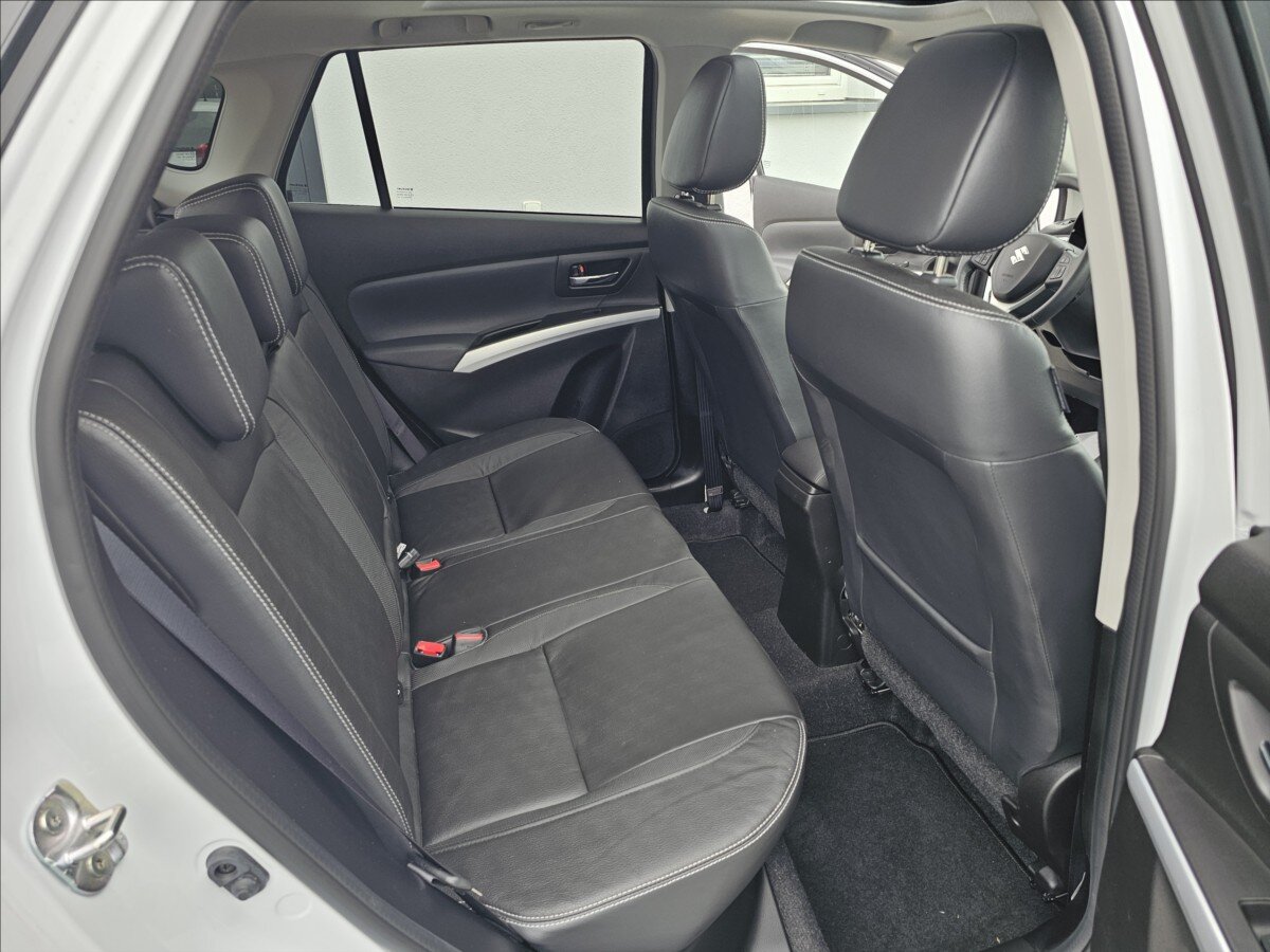 Suzuki SX4 S-Cross Hatchback 1,4 l 103 kw
