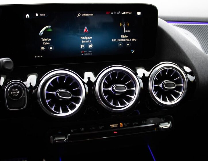 Mercedes-Benz GLA 13