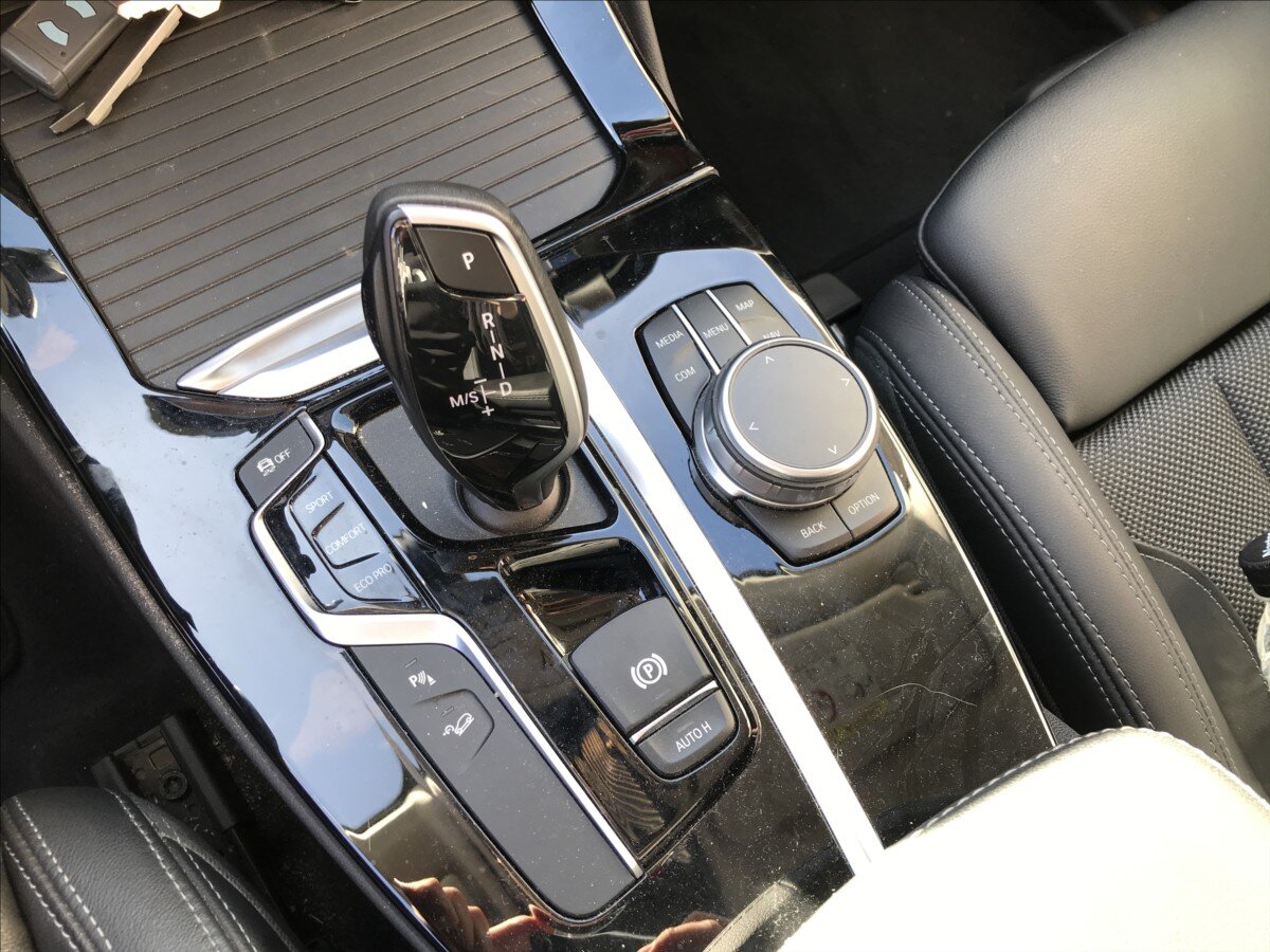 BMW X4 SUV / Terénní 2,0 l 140 kw