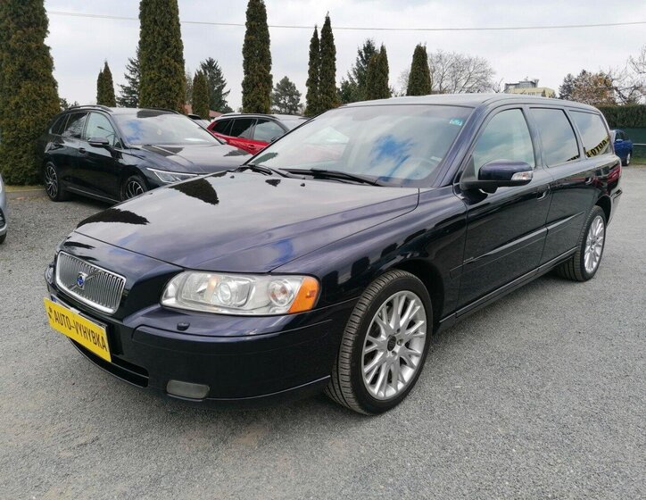 Volvo V70 Kombi 2,4 l 136 kw
