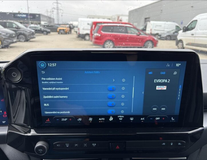 Ford Tourneo Custom MPV 0,0 160 kw