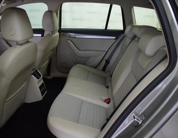 Škoda Octavia Kombi 2,0 l 110 kw