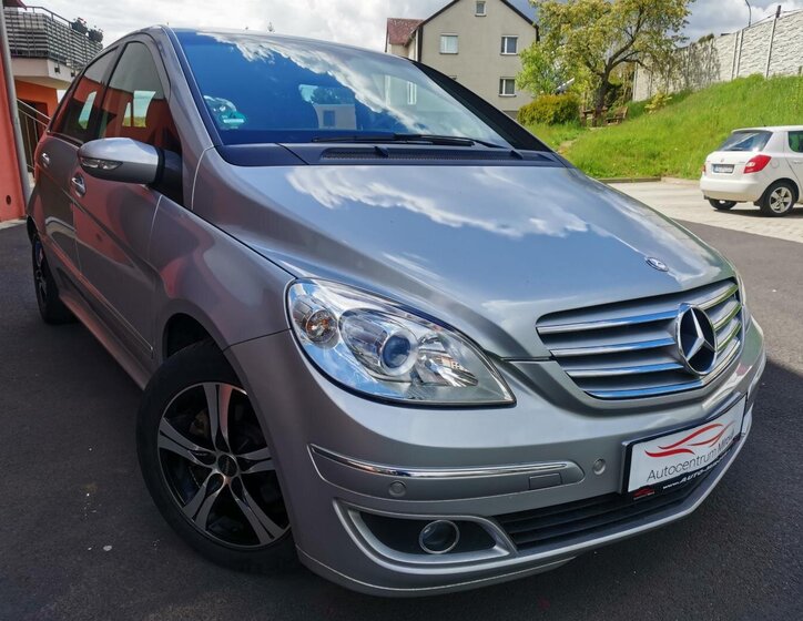 Mercedes-Benz Třídy B Hatchback 2,0 l 80 kw