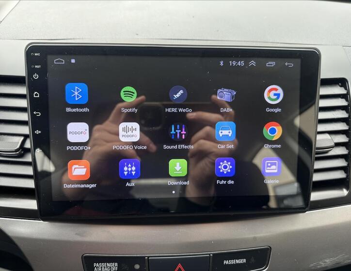 Mitsubishi Lancer 21