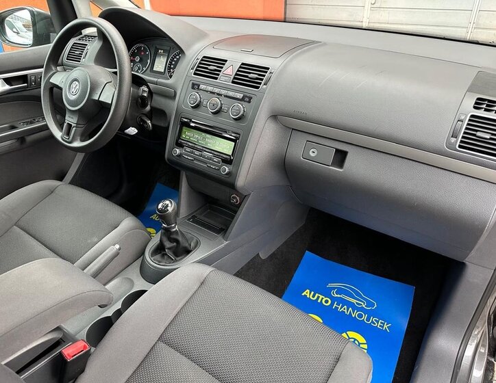 Volkswagen Touran MPV 1,6 l 77 kw