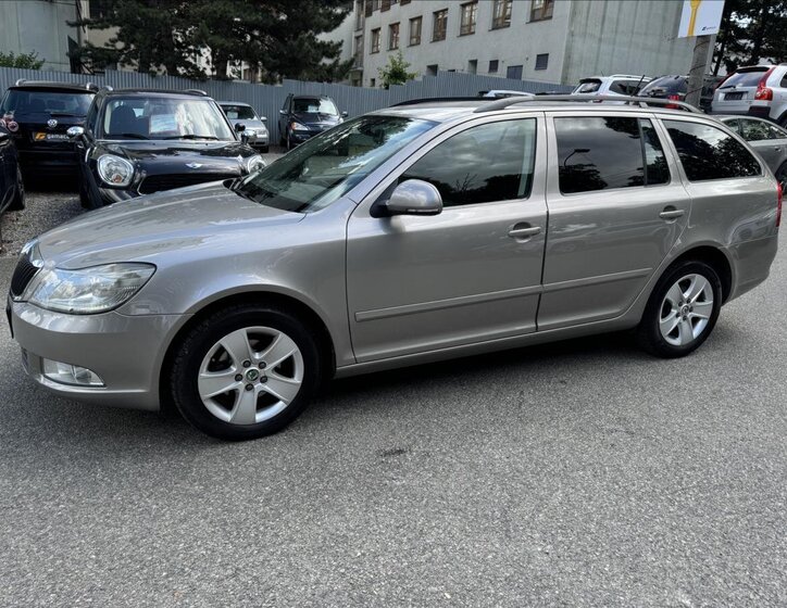 Škoda Octavia Kombi 1,6 l 77 kw