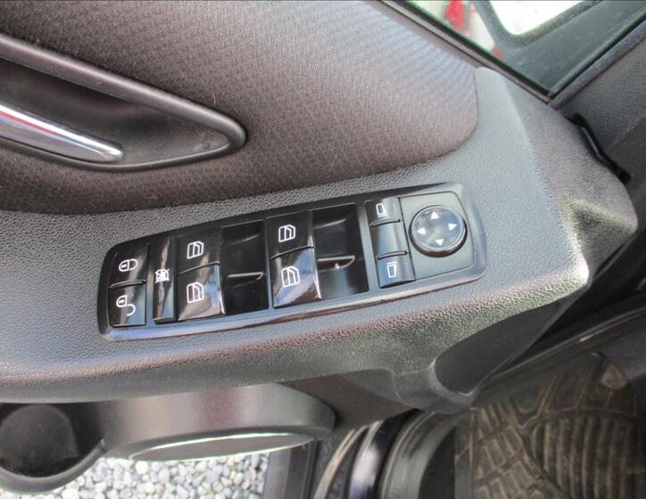 Mercedes-Benz Třídy B 28