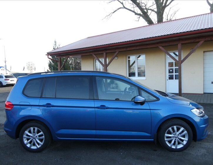 Volkswagen Touran MPV 1,2 l 81 kw