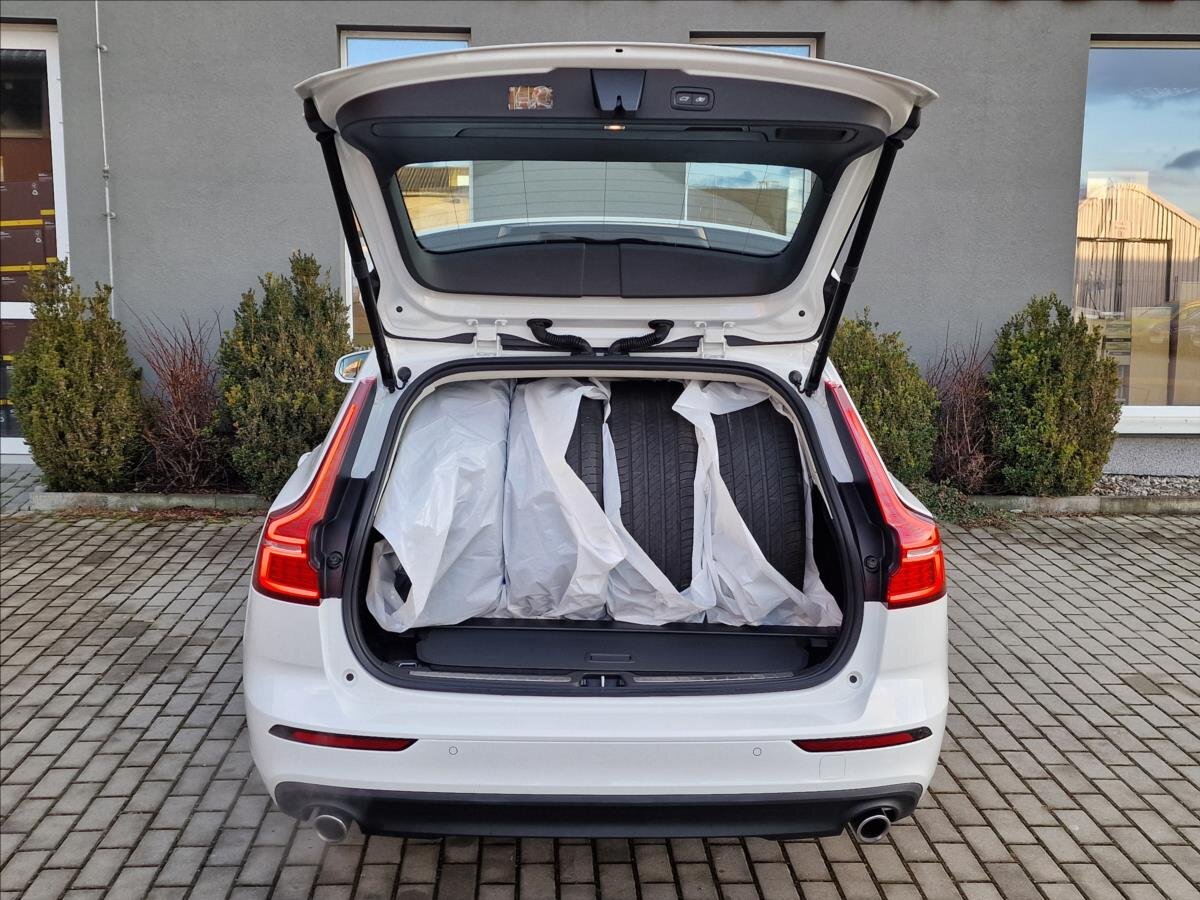 Volvo V60 Kombi 2,0 l 145 kw