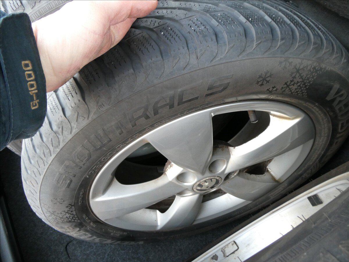 Škoda Rapid Hatchback 1,2 l 66 kw