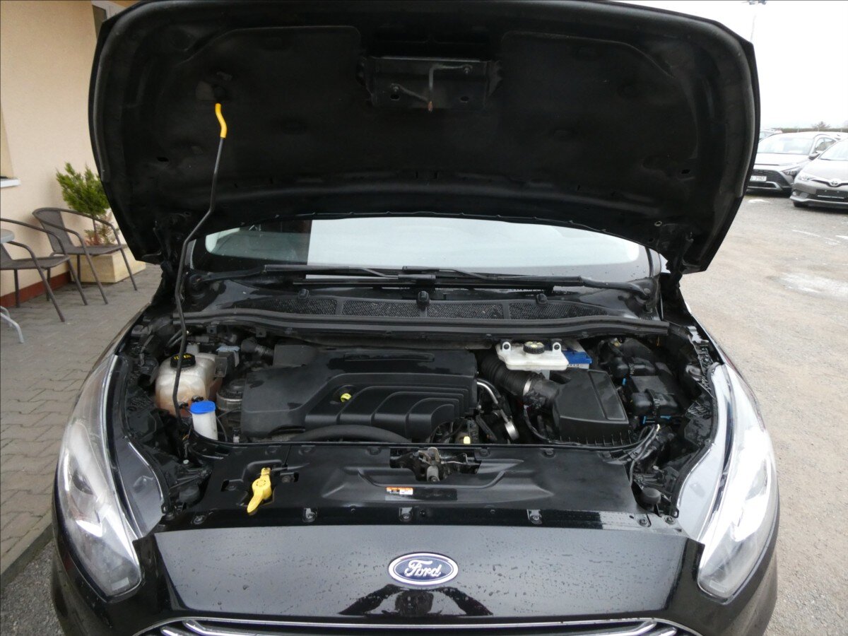 Ford S-MAX MPV 2,0 l 110 kw