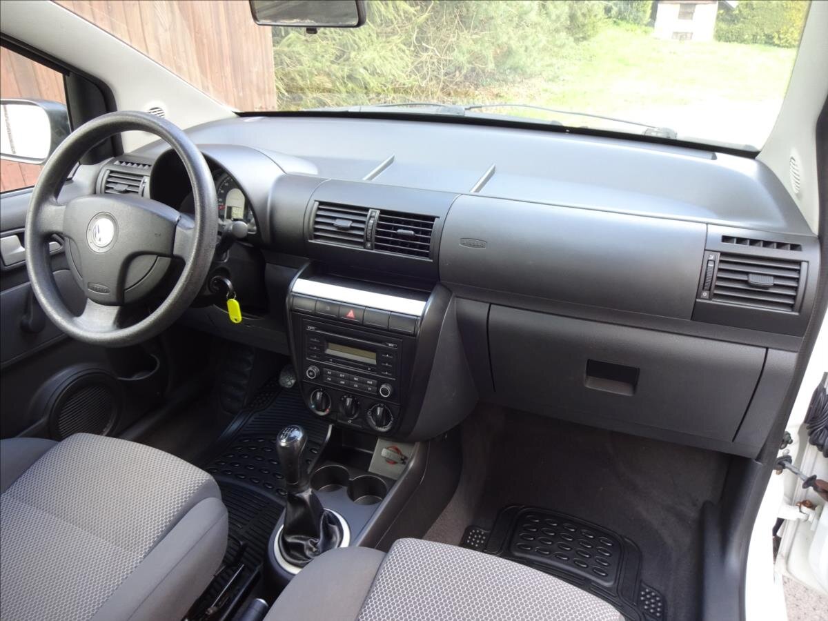 Volkswagen Fox Hatchback 1,4 l 51 kw