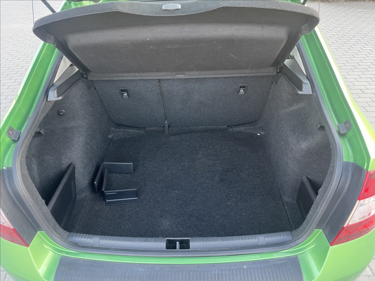 Škoda Rapid Hatchback 999,0 81 kw