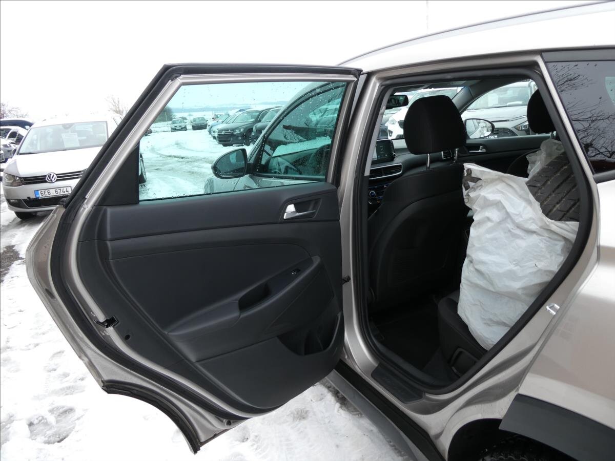 Hyundai Tucson SUV 1,6 l 85 kw