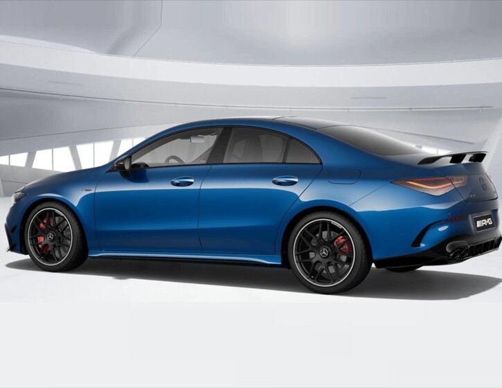 Mercedes-Benz CLA Kupé 2,0 l 310 kw