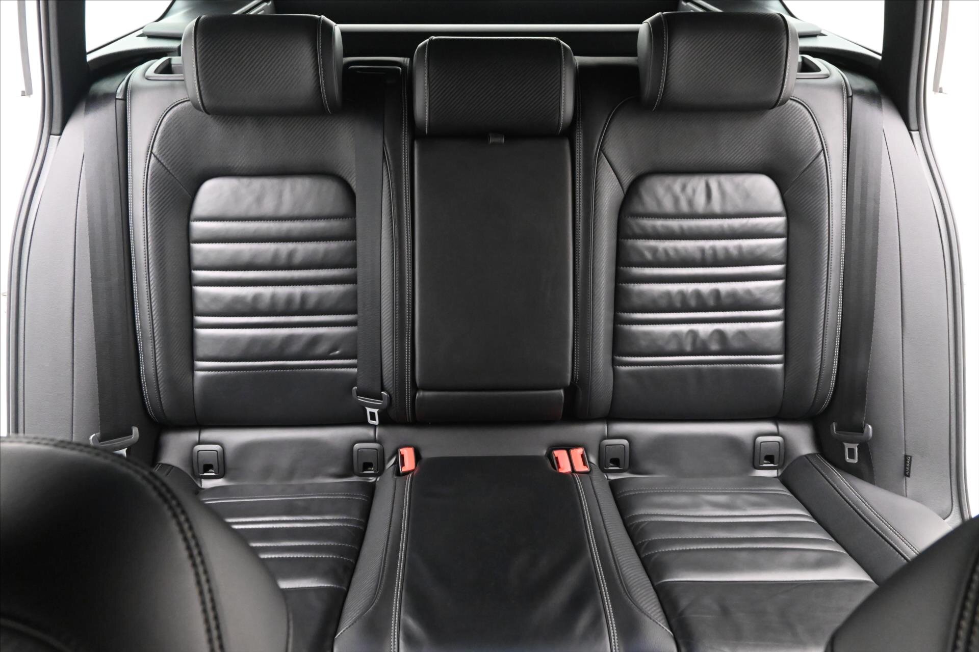 Volkswagen Passat Kombi 1,5 l 110 kw