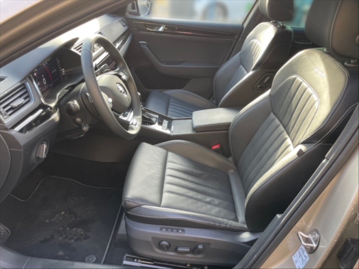 Škoda Superb Kombi 2,0 l 147 kw