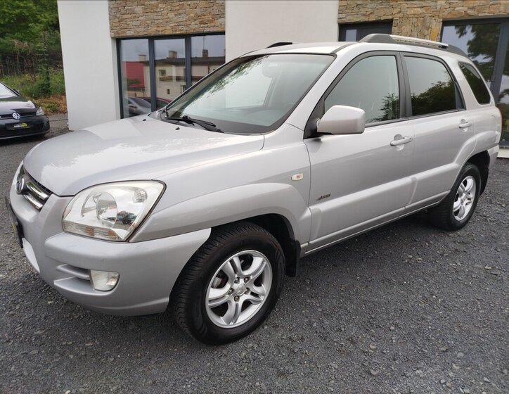 KIA Sportage SUV / Terénní 2,0 l 103 kw