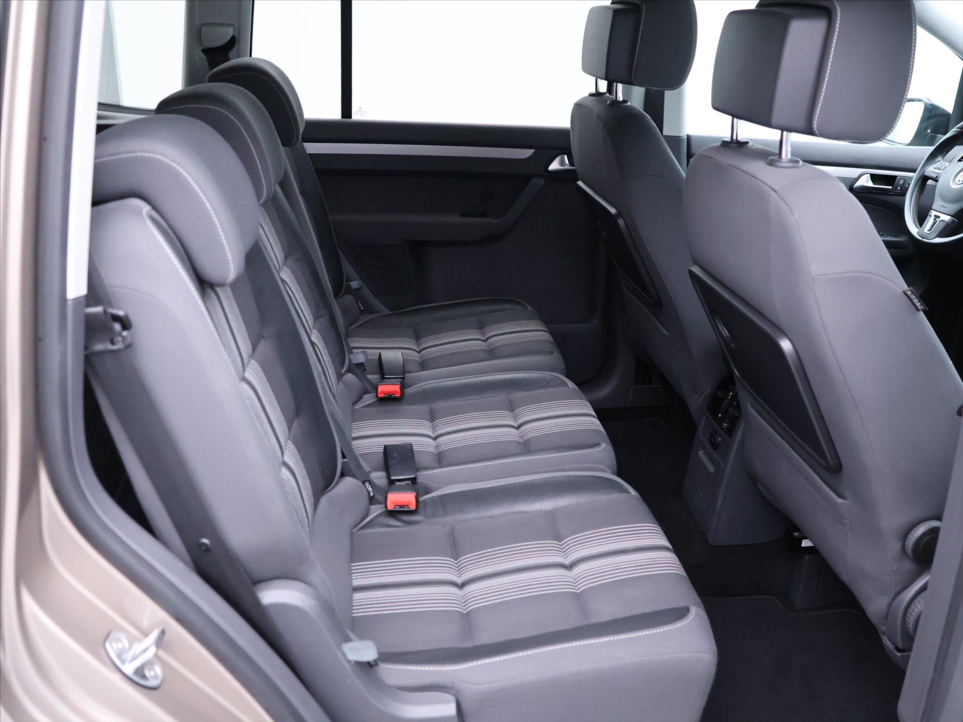 Volkswagen Touran MPV 1,4 l 103 kw