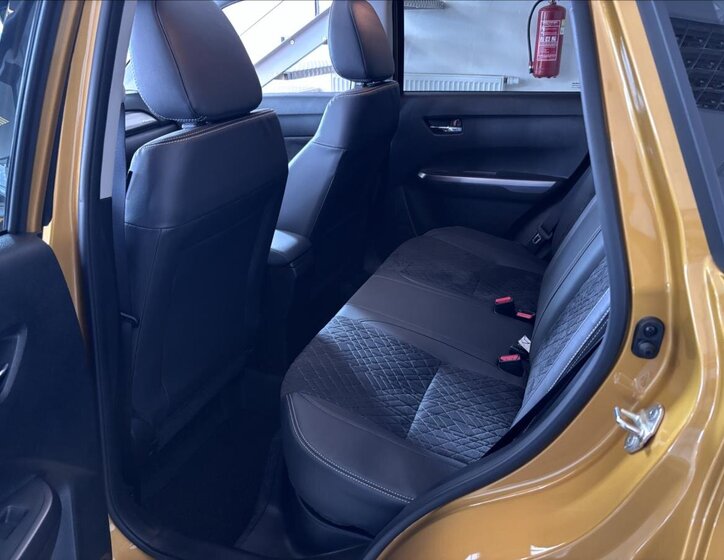 Suzuki Vitara SUV / Terénní 1,4 l 81 kw