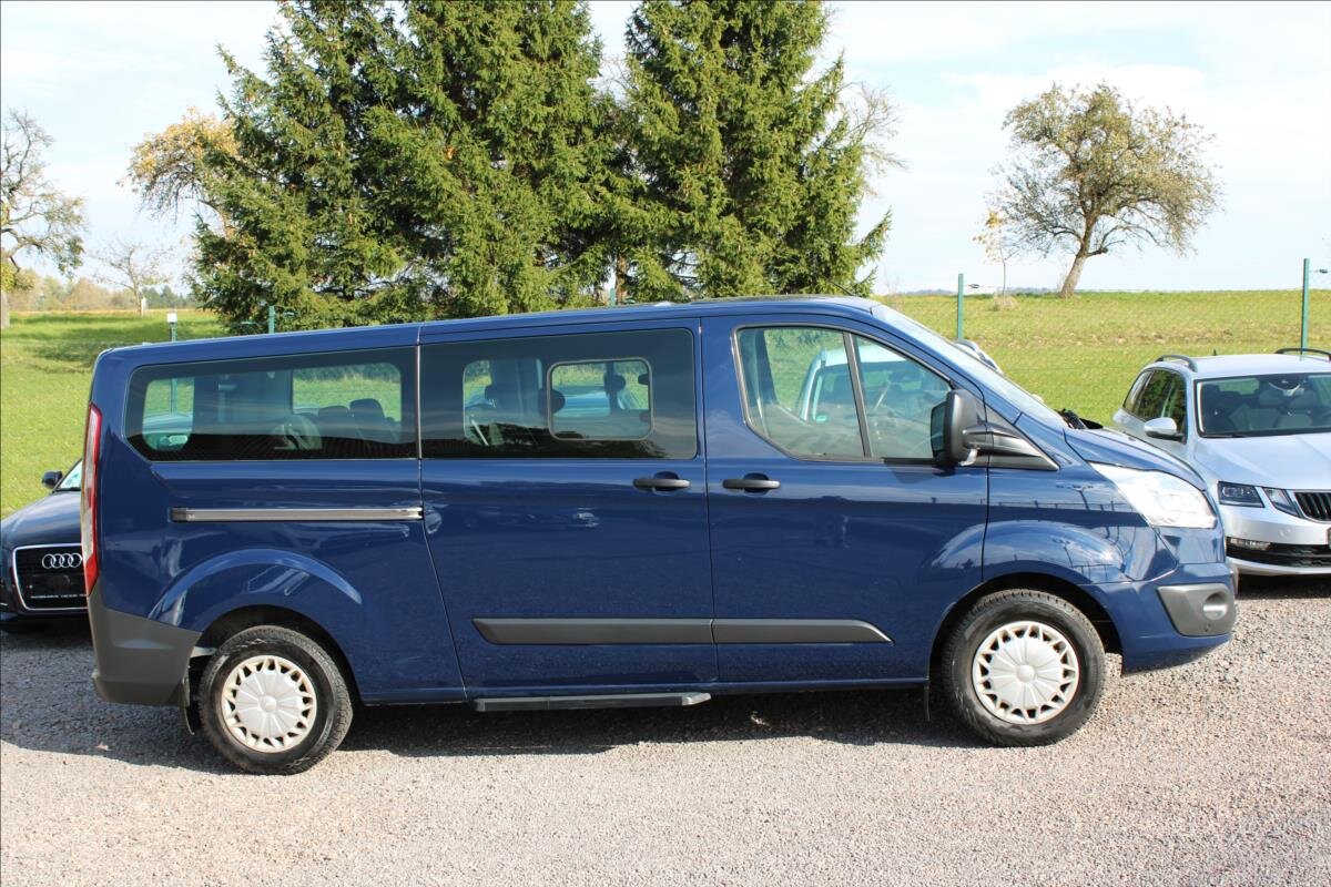 Ford Tourneo Custom