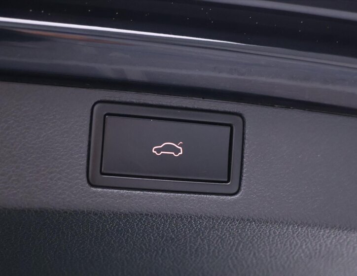 Škoda Scala Hatchback 1,6 l 85 kw