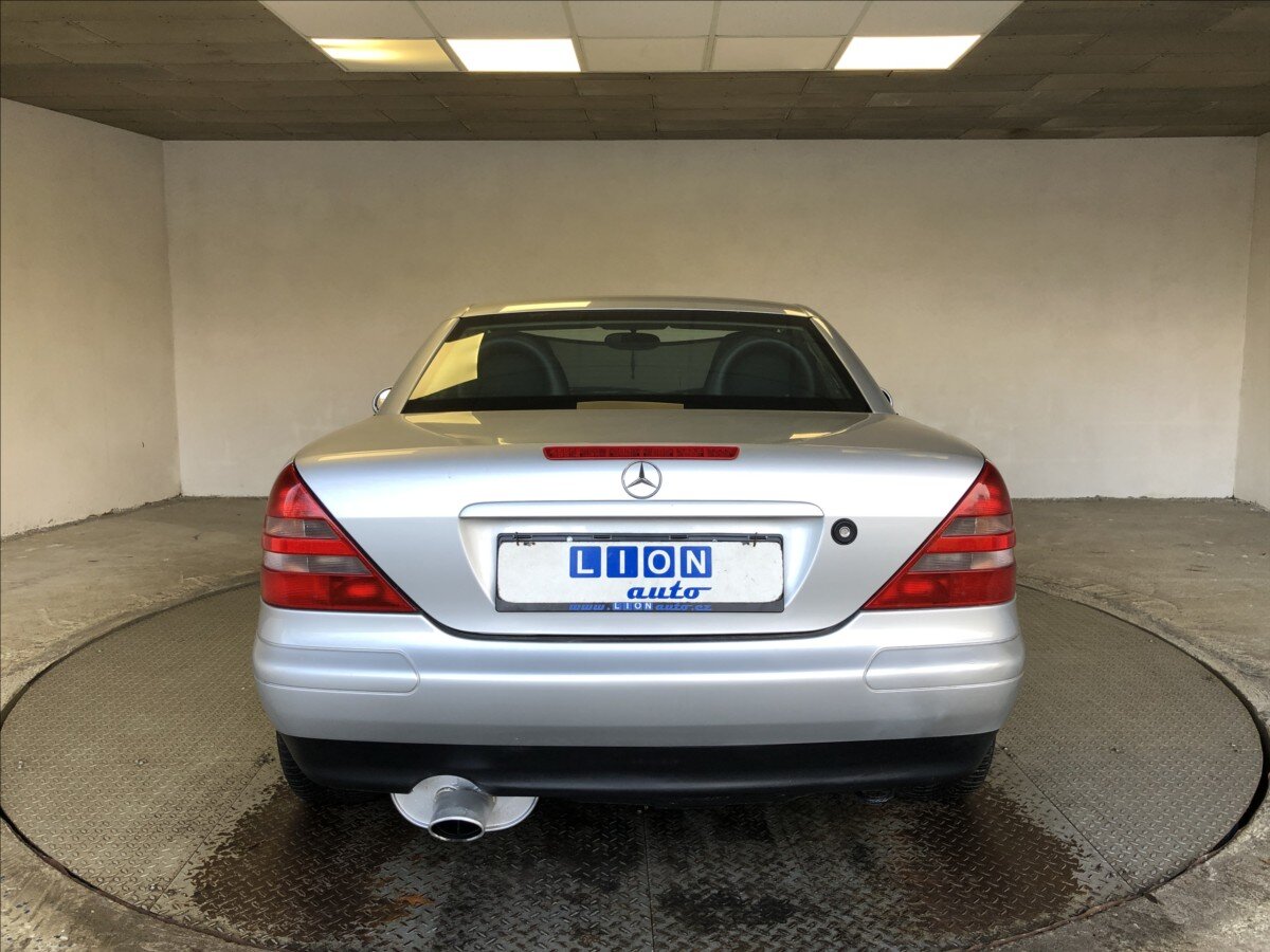 Mercedes-Benz SLK Kabriolet 2,0 l 100 kw