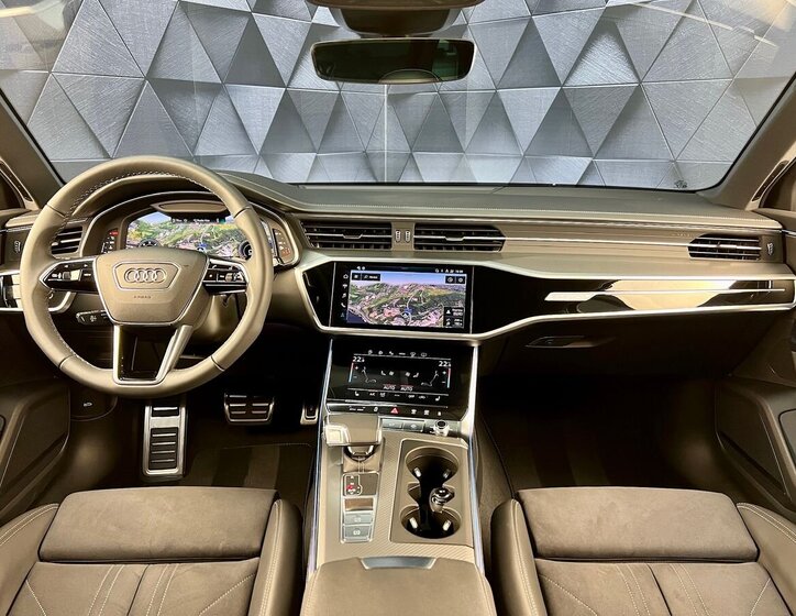 Audi A6 Allroad Kombi 3,0 l 253 kw