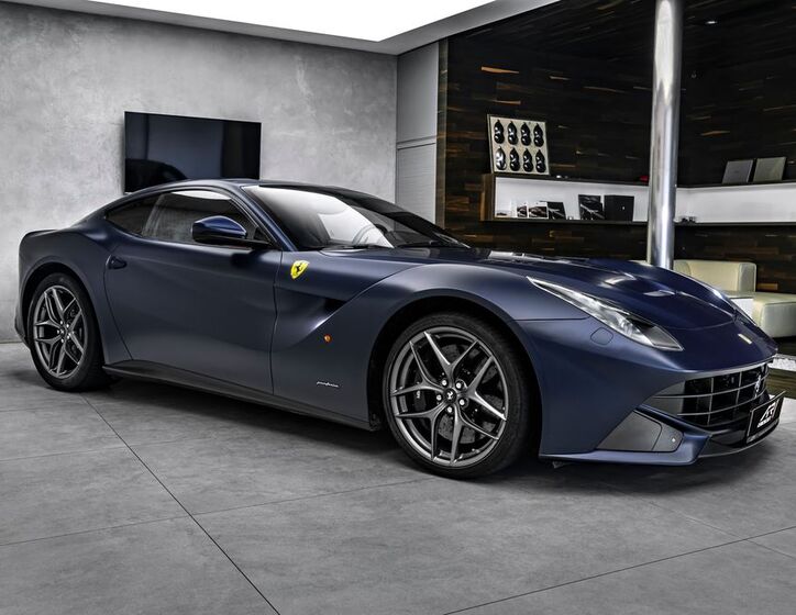 Ferrari F12 Berlinetta 4