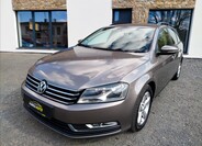 Volkswagen Passat 1