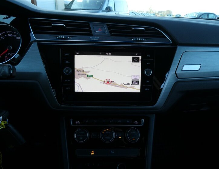 Volkswagen Touran MPV 1,2 l 81 kw