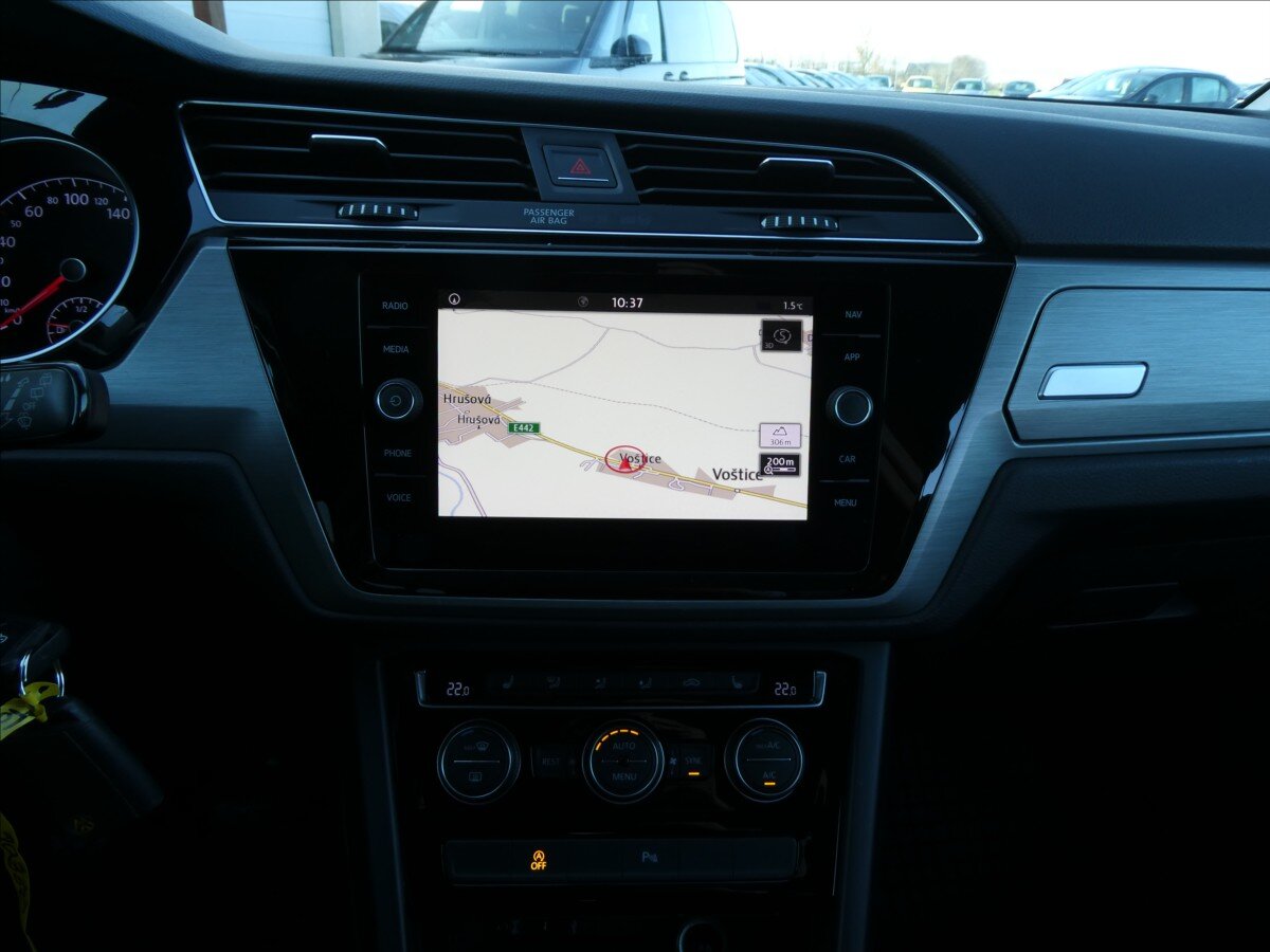 Volkswagen Touran MPV 1,2 l 81 kw