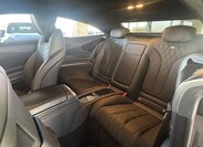 Mercedes-Benz Třídy S Kupé 4,0 l 345 kw