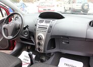 Toyota Yaris Hatchback 998,0 51 kw