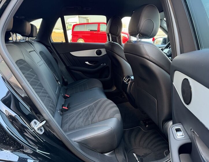 Mercedes-Benz GLC SUV / Terénní 2,0 l 143 kw