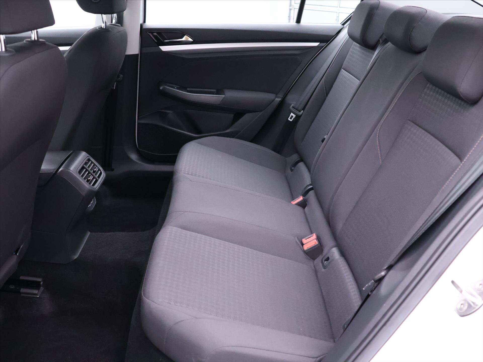 Volkswagen Bora Sedan / Limuzína 0,0 100 kw