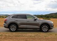 Volkswagen Touareg 8