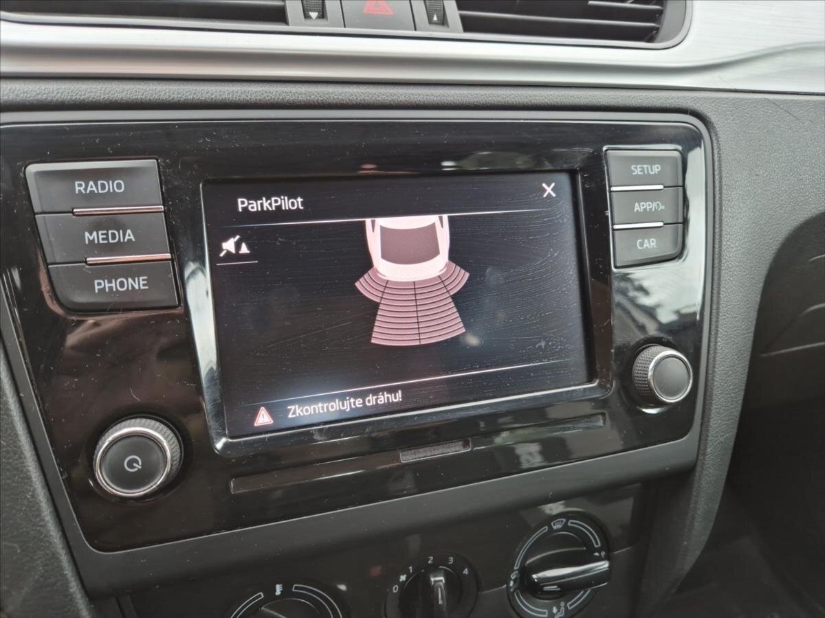 Škoda Rapid Sedan / Limuzína 999,0 70 kw