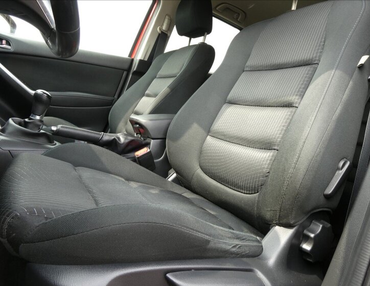 Mazda CX-5 SUV / Terénní 2,0 l 121 kw