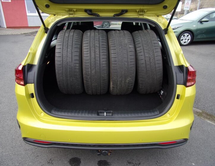 KIA Ceed Kombi 1,5 l 117 kw