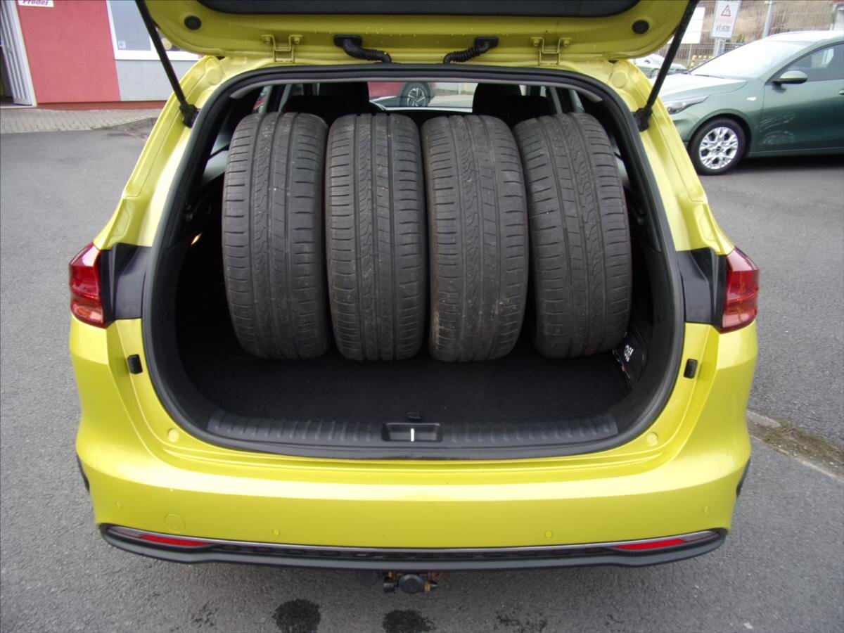 KIA Ceed Kombi 1,5 l 117 kw