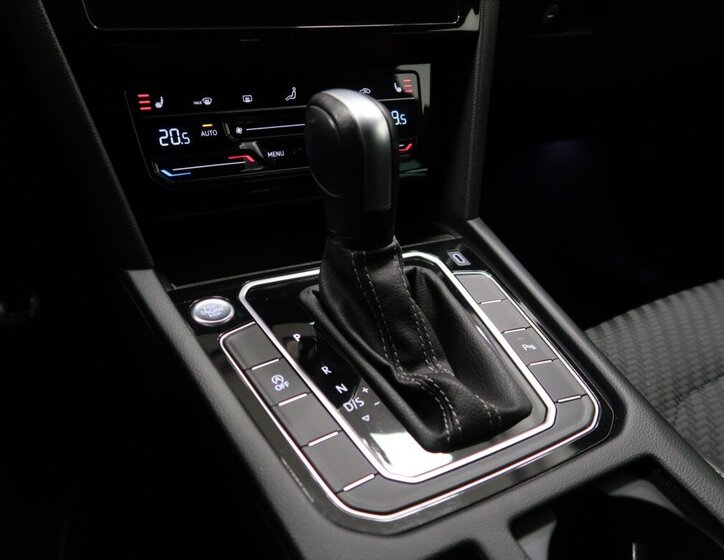 Volkswagen Passat Kombi 2,0 l 147 kw