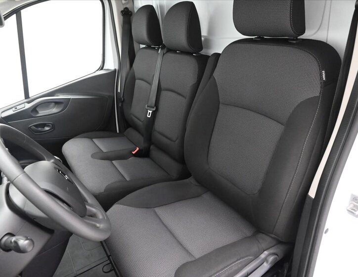 Renault Trafic Skříň 2,0 l 107 kw