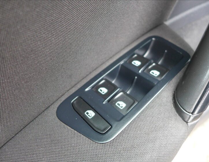 Volkswagen Golf Hatchback 1,2 l 63 kw