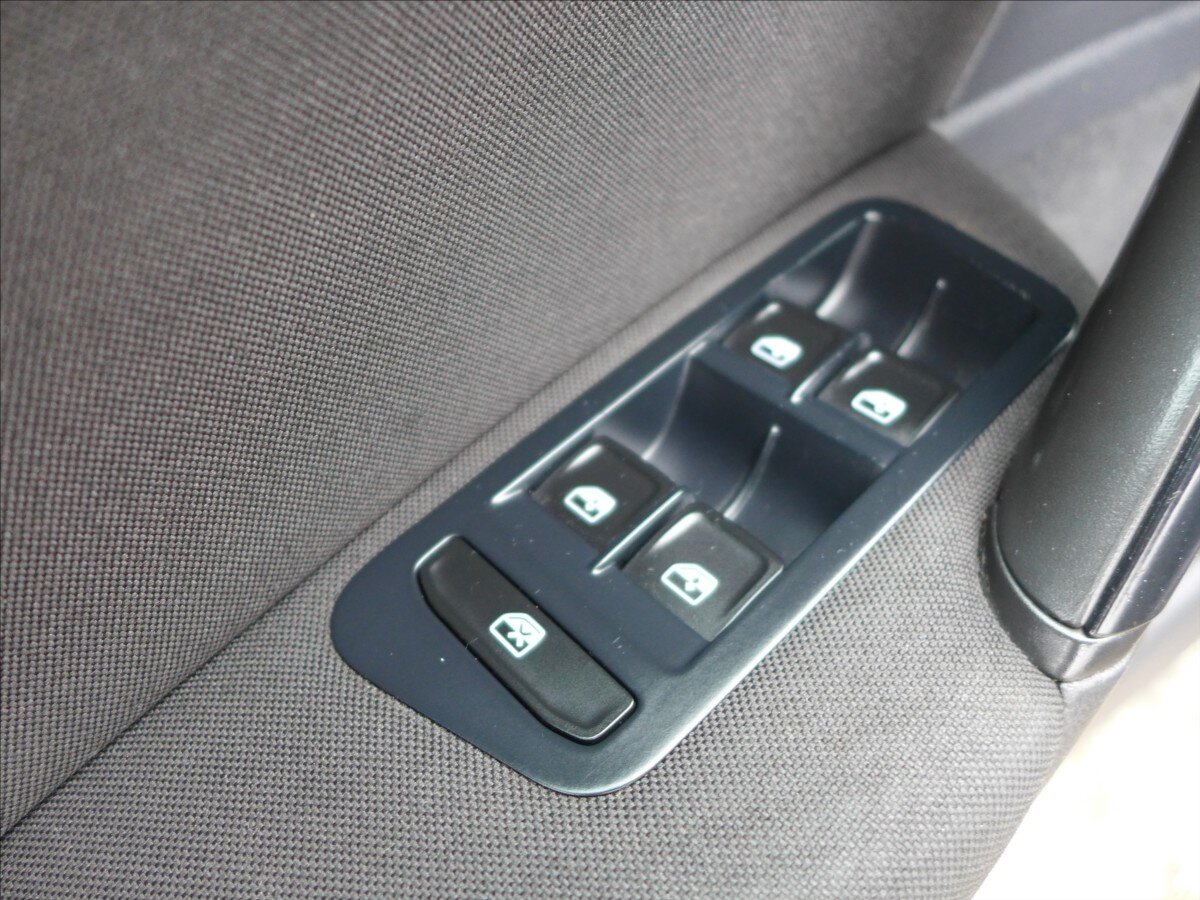 Volkswagen Golf Hatchback 1,2 l 63 kw