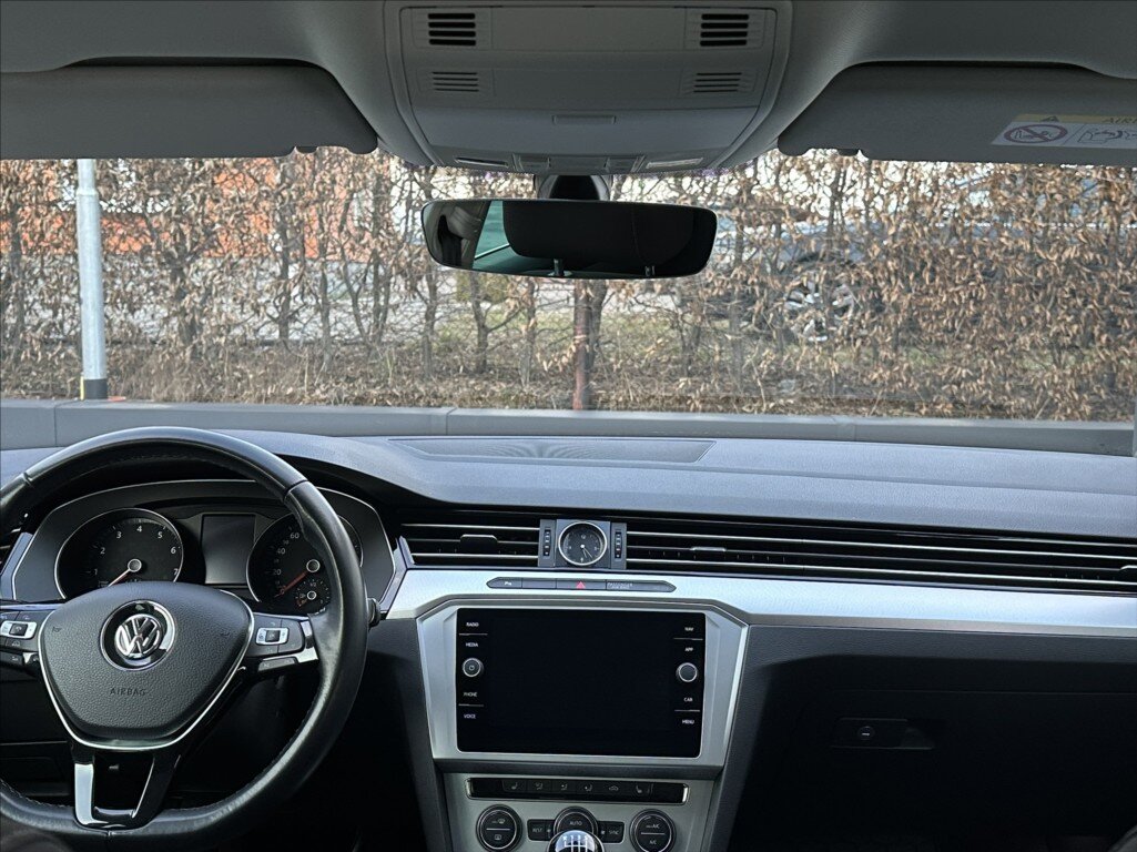 Volkswagen Passat Kombi 1,4 l 110 kw